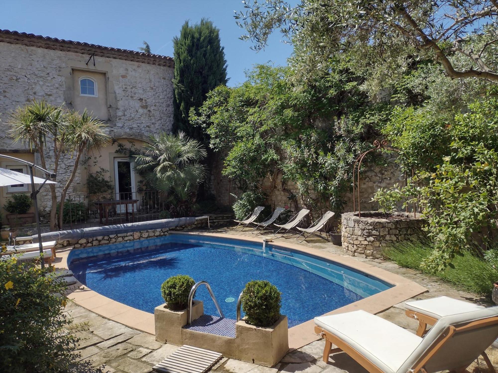 La Maison Des Autres, Piscine Chauffee, Chambres D'Hotes Proches Uzes, Nimes, Pont Du Gard Saint-Genies-de-Malgoires Ngoại thất bức ảnh
